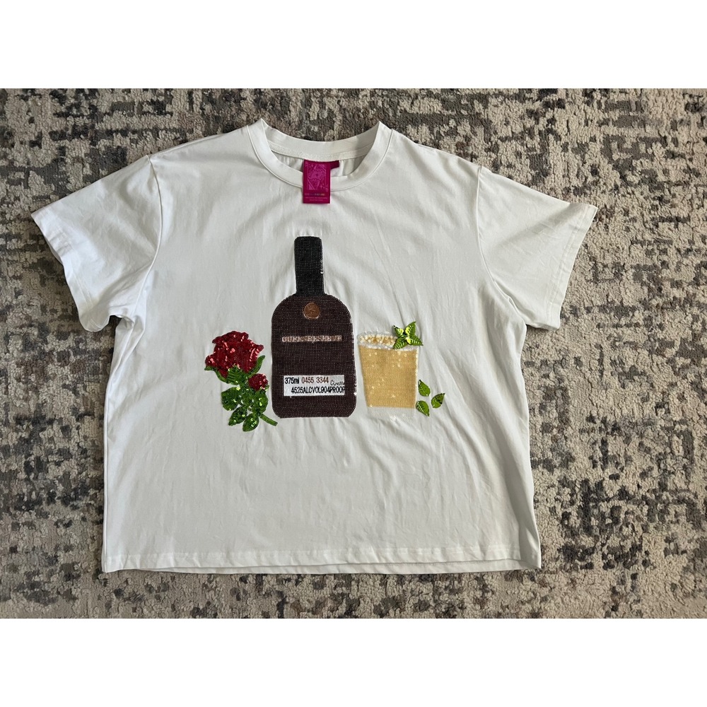 Queen of Sparkles White Sequin Liquor Bottle Rose Cocktail T-Shirt Womens Small